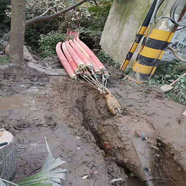 井陉拖拉管